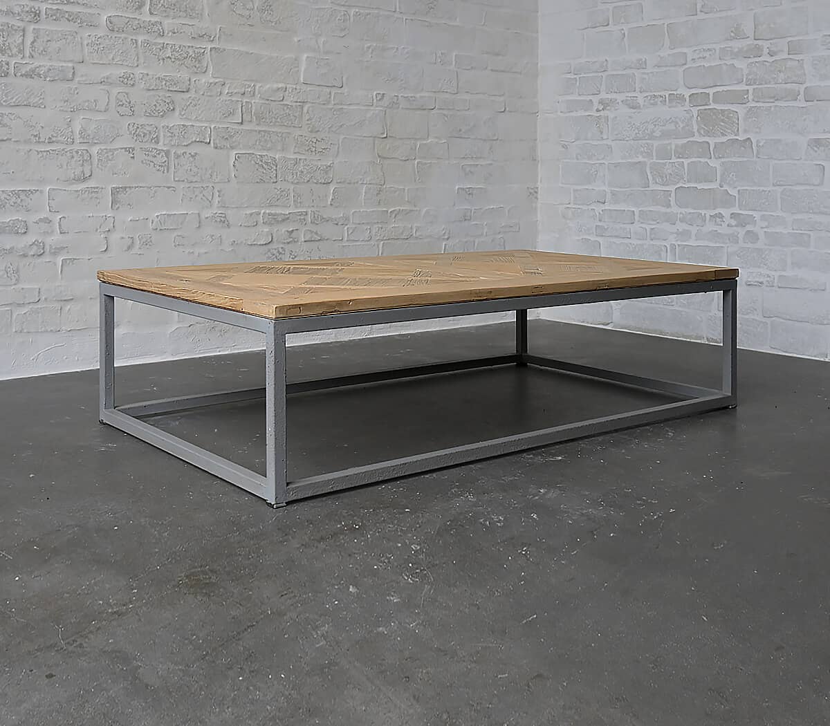 eigentijdse-salontafel-staal-houten-blad-versailles