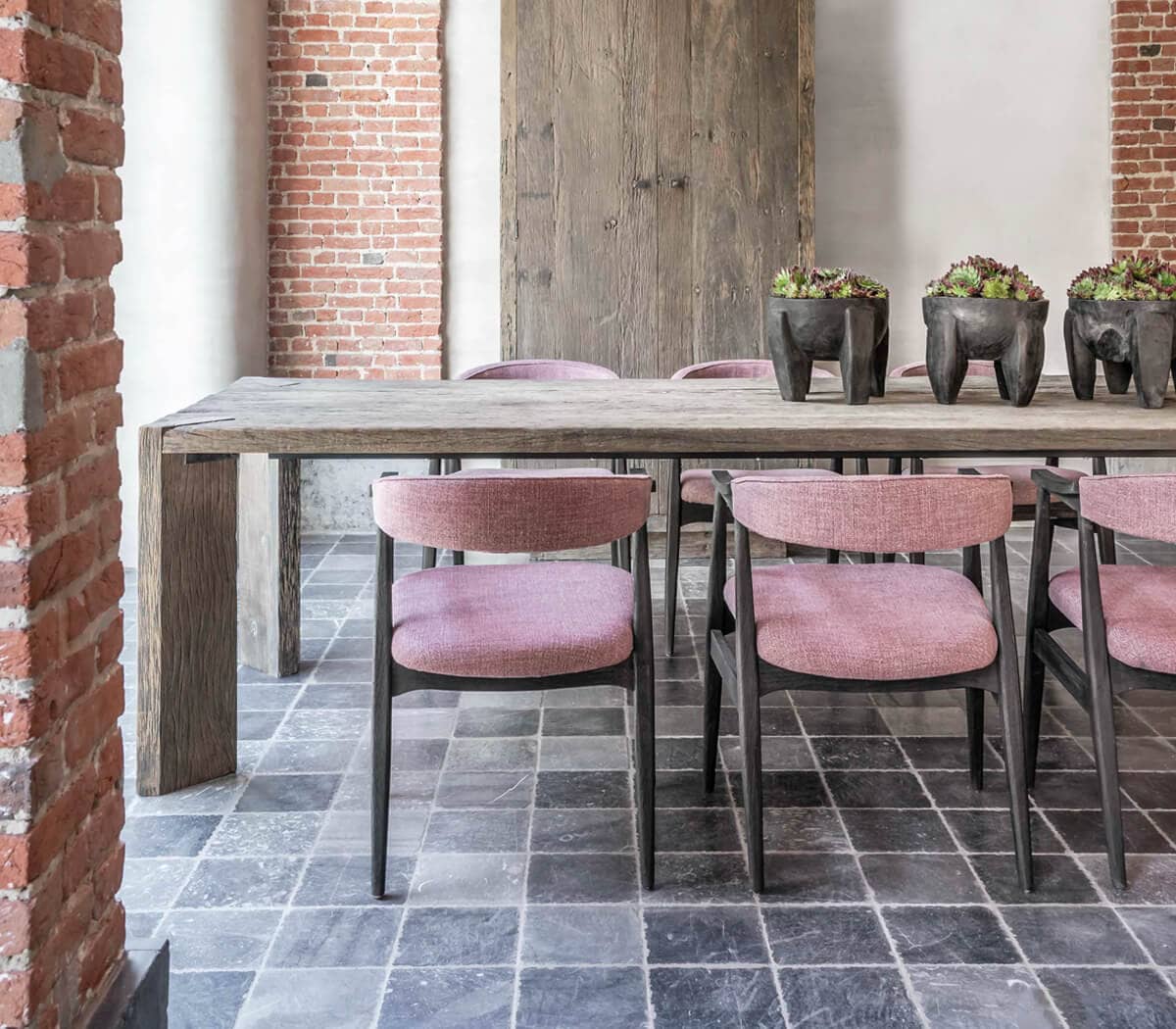 Gommaire-indoor-wood-furniture-table_archie