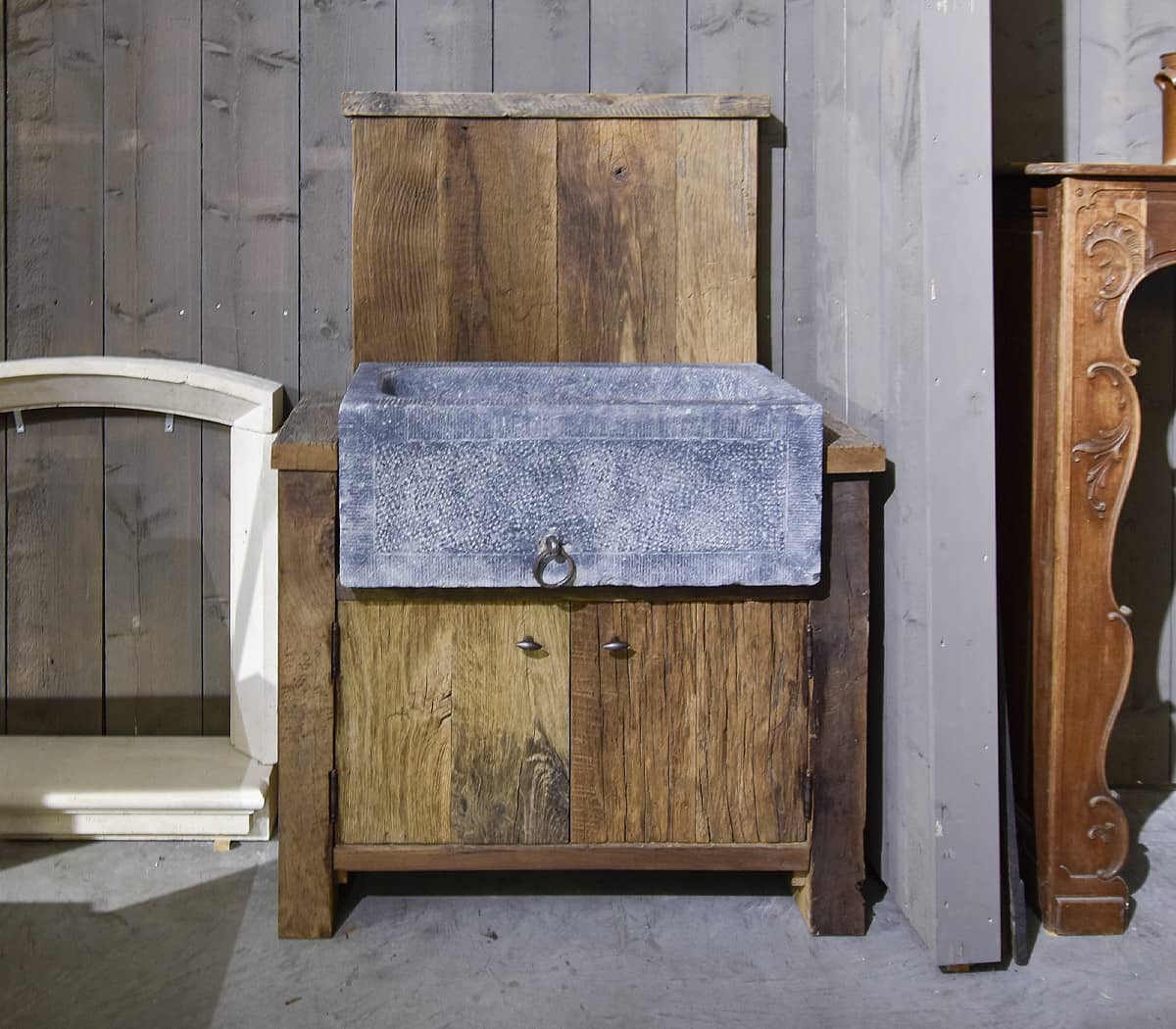 Eiken-badkamermeubel-met-Hardstenen-bak